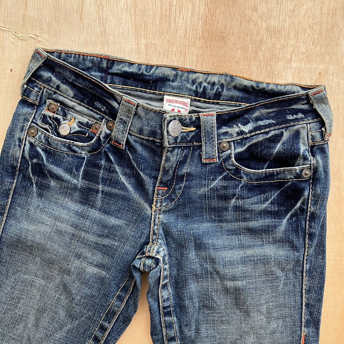 True Religion TRUE RELIGION FLARED JEANS Size 27" / US 4 / IT 40 - 3 Thumbnail