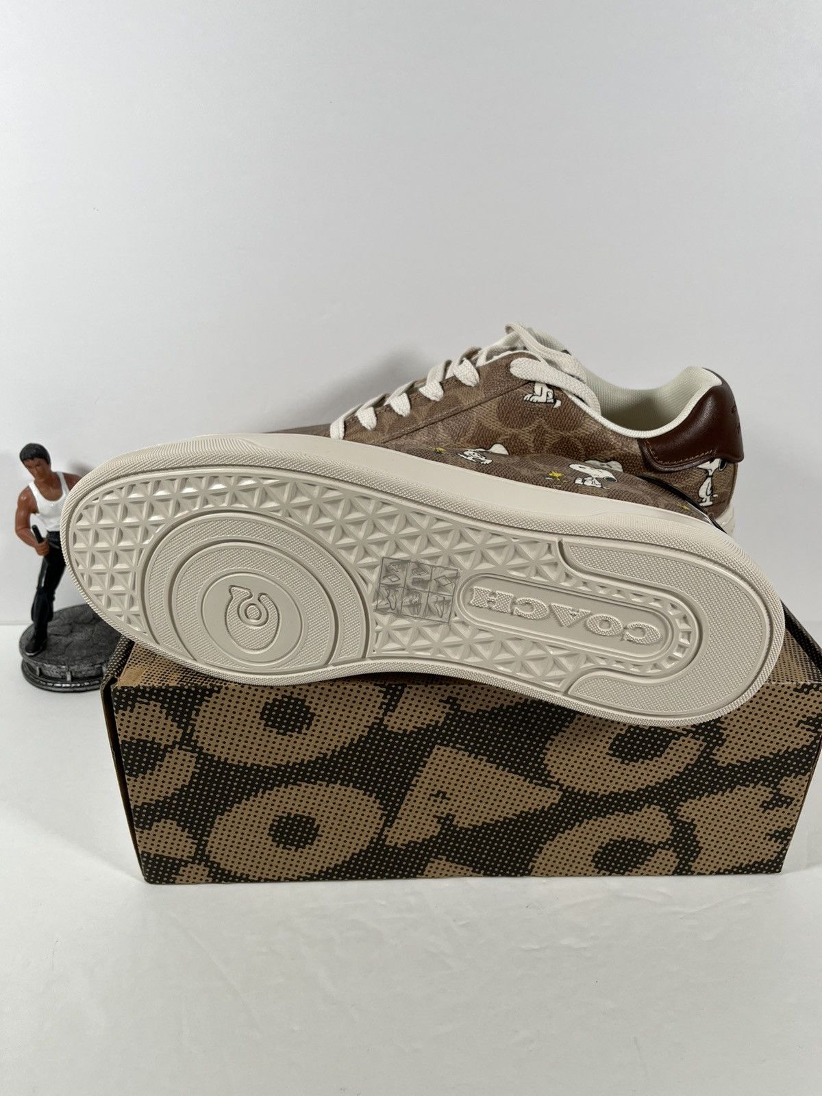 Coach × Disney NEW Coach X Peanuts Men's Sneaker Signature Canvas Shoes Size US 12 / EU 45 - 5 Thumbnail