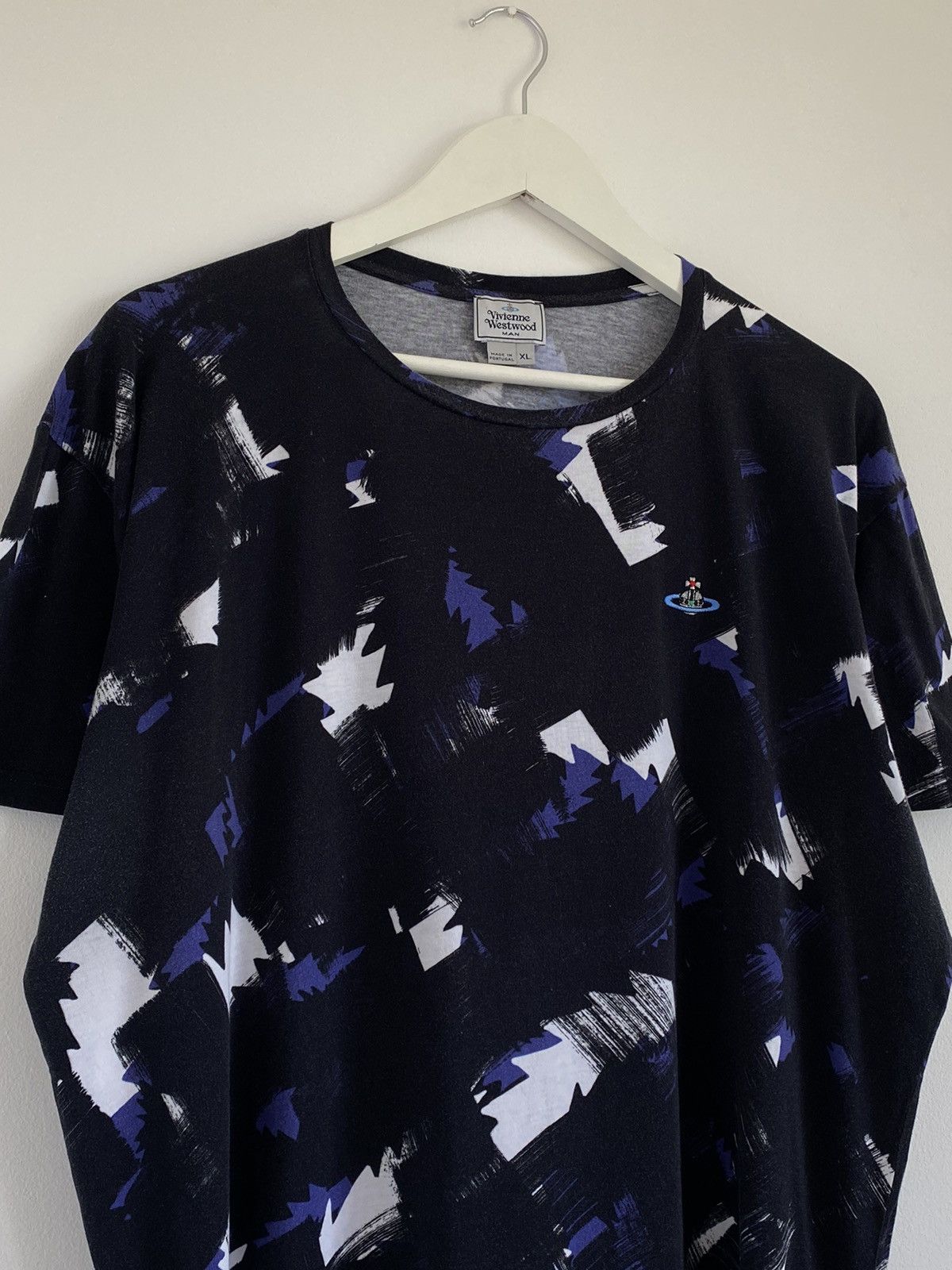 Vivienne Westwood Vivienne Westwood all overprint mens short sleeve t-shirt Size US XL / EU 56 / 4 - 3 Thumbnail