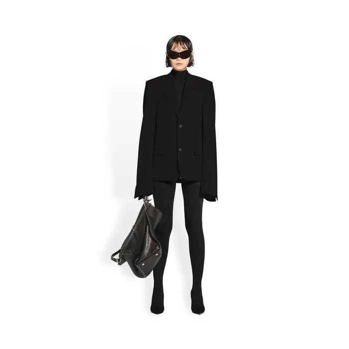 o1srvl11e1225 Fitted Jacket in Black