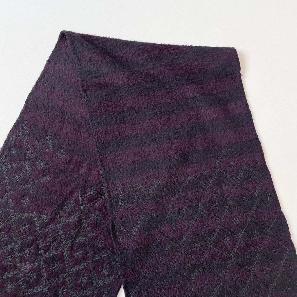 Dries Van Noten Black / Purple ‘Embroidered Wool Scarf’ Size ONE SIZE - 4 Thumbnail