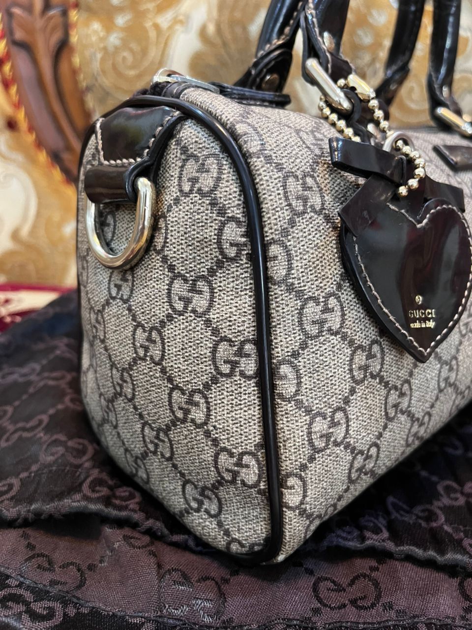Gucci Authentic Gucci Beige Ebony Heart Tattoo GG Supreme Small Size ONE SIZE - 10 Thumbnail