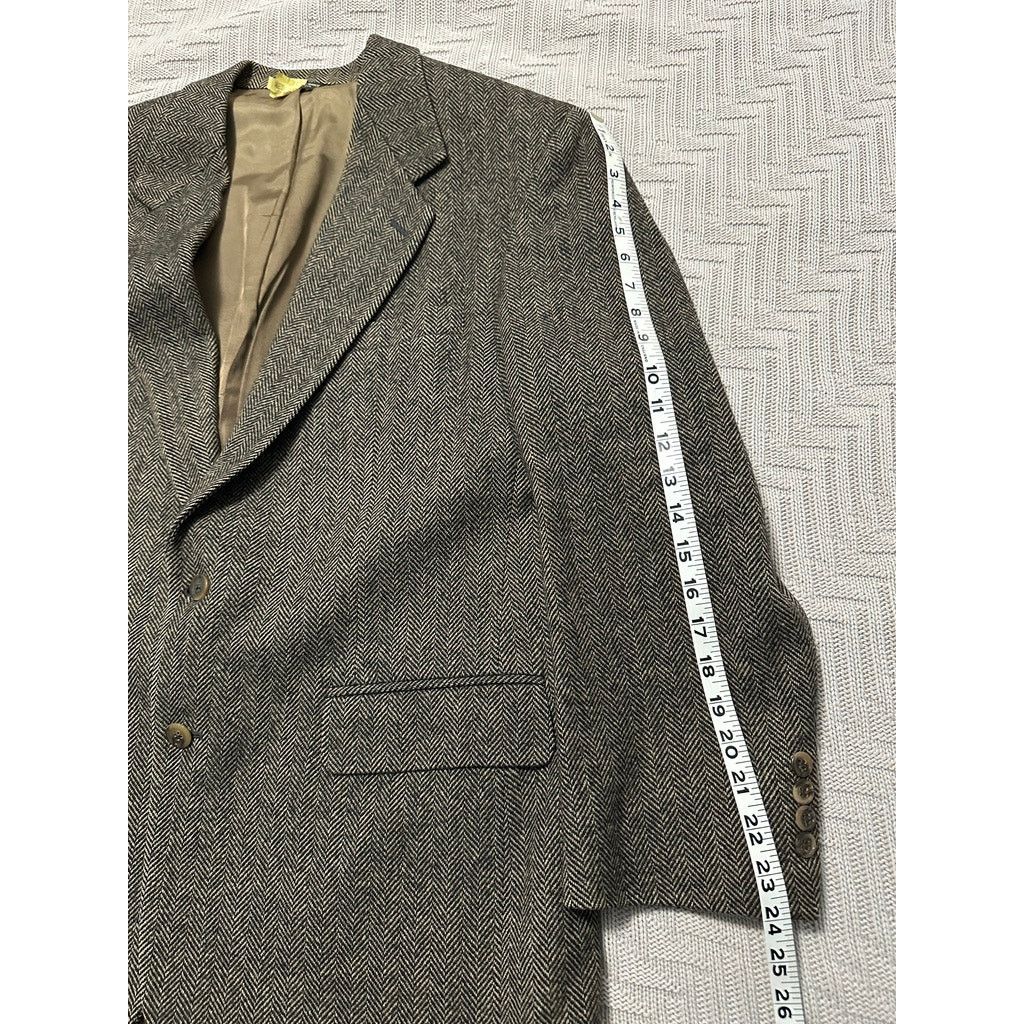 Bloomingdale's Bloomingdale's Peterborough Row black chevron wool blazer Size 46R - 9 Thumbnail