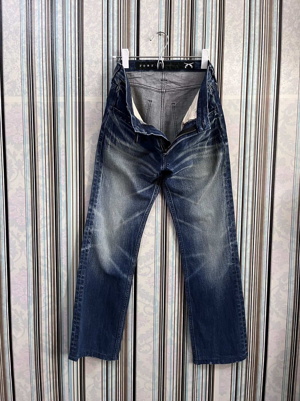 roarguns 1990s Hook metal distress denim look #C2 Size US 29 - 3 Thumbnail