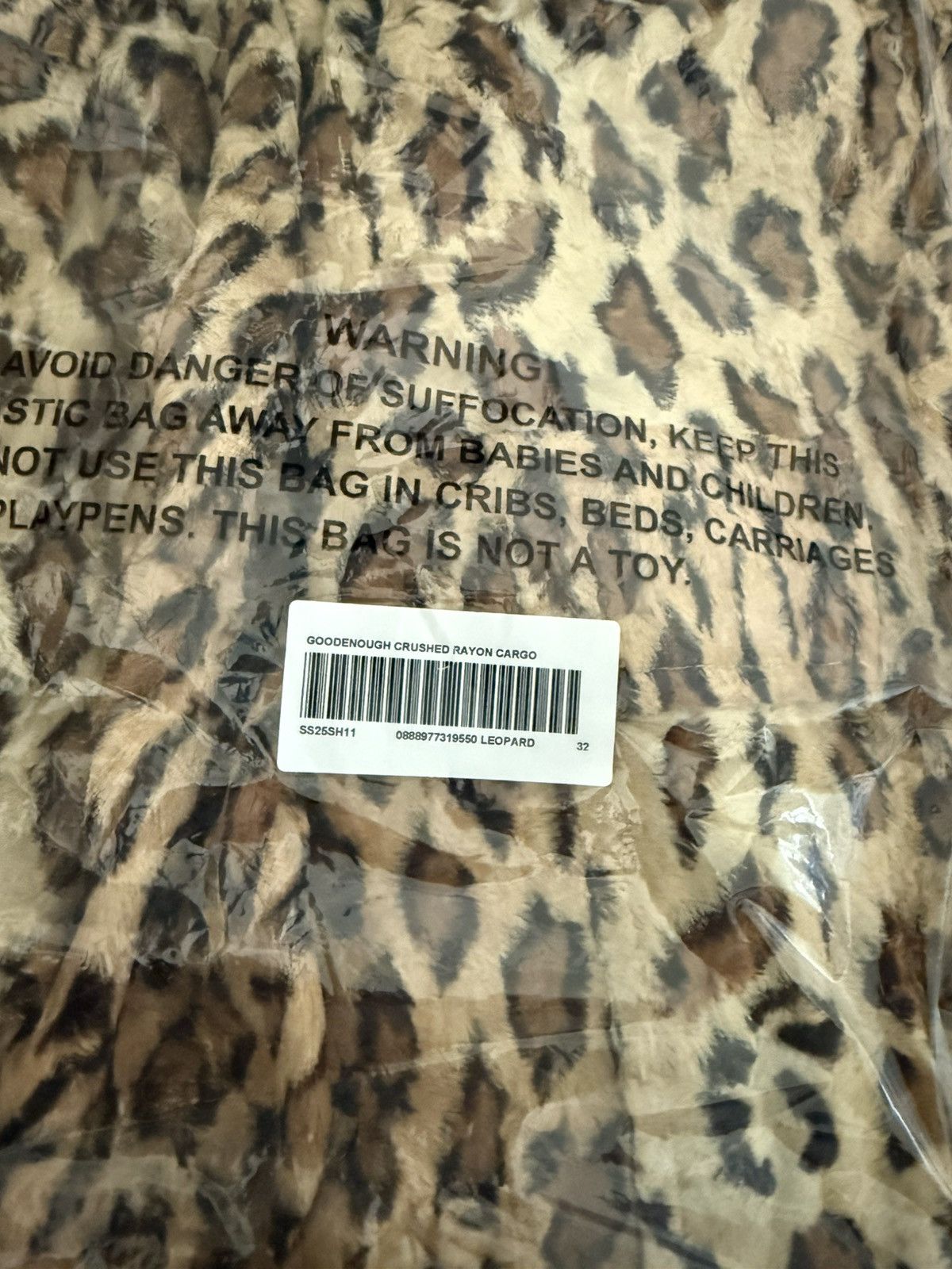 Supreme Supreme x GOODENOUGH Crushed Rayon Cargo Shorts 32 Leopard Size US 32 / EU 48 - 5 Thumbnail