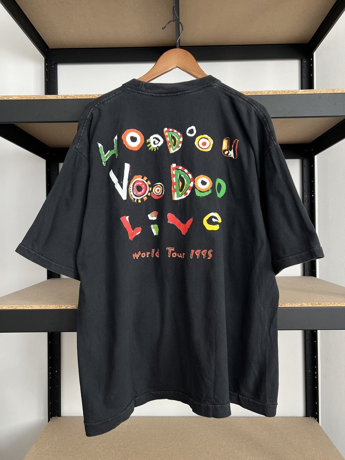 Band Tees Vintage 1995 The Rolling Stones Voodoo Lounge Black T-shirt Size US XL / EU 56 / 4 - 4 Thumbnail