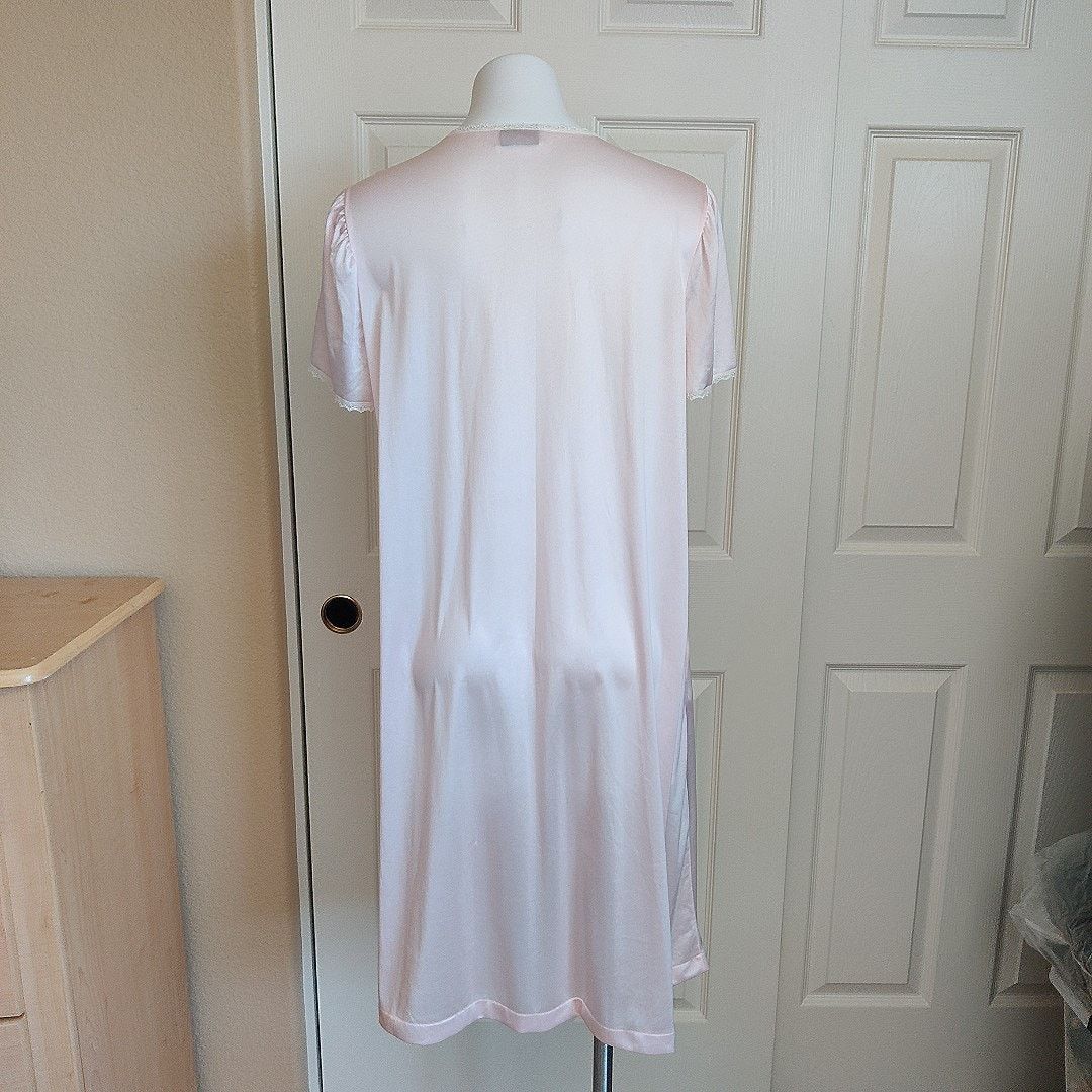 Vintage Vintage short sleeve button front nightgown housecoat M Size ONE SIZE - 5 Thumbnail