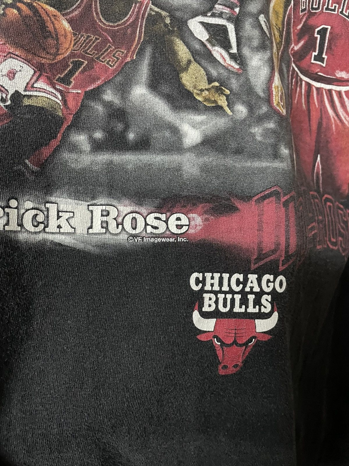 NBA × Vintage Vintage Chicago Bulls Derrick Rose T-Shirt. Size US XL / EU 56 / 4 - 4 Thumbnail