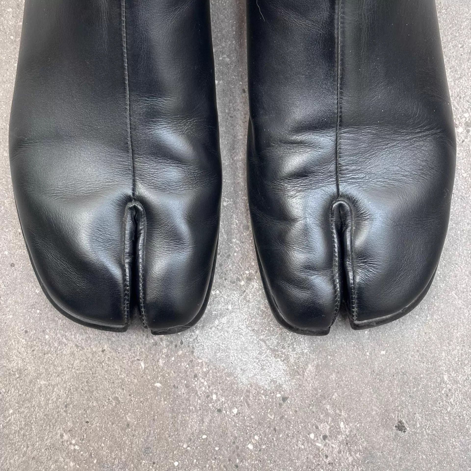 Maison Margiela Maison Margiela Men's Monk Tabi Shoes 40 Leather V-Sole Size US 7 / EU 40 - 2 Thumbnail