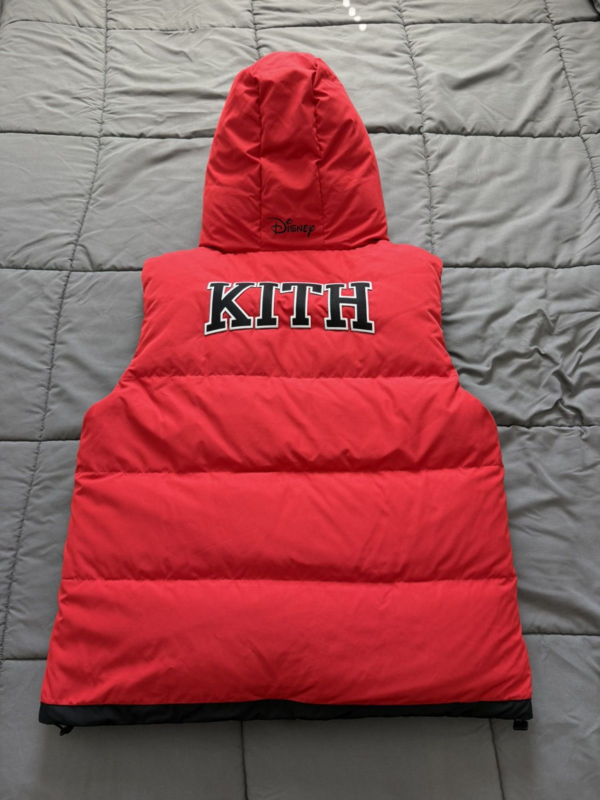 Disney × Kith Kith x Disney Reversible Vest Size US L / EU 52-54 / 3 - 6 Thumbnail