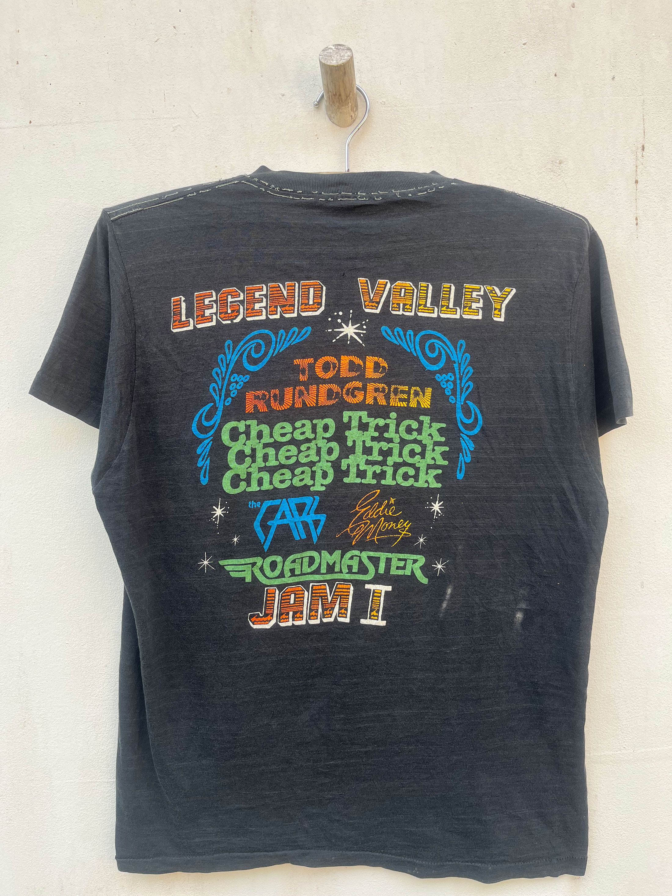 Band Tees Vintage Rock n Roll 80s Paper Thin Single Stitch Size US L / EU 52-54 / 3 - 5 Thumbnail