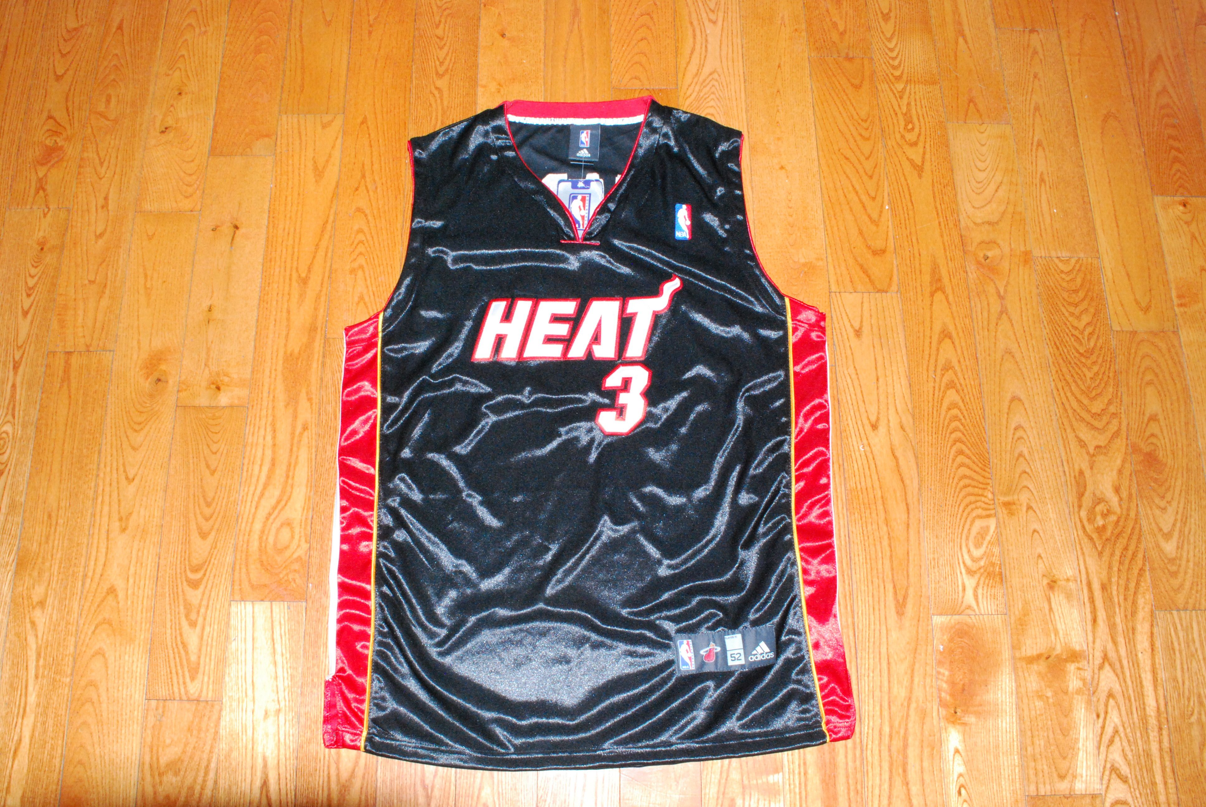 Adidas Adidas NBA Miami Heat Dwayne Wade NOS Jersey w/ Tags Size US L / EU 52-54 / 3 - 1 Thumbnail