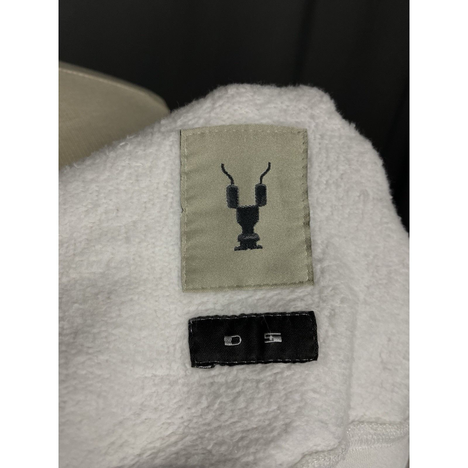 Rick Owens Rick Owens Dark Shadow Man to Man White Beige Crewneck Long Size US S / EU 44-46 / 1 - 11 Thumbnail