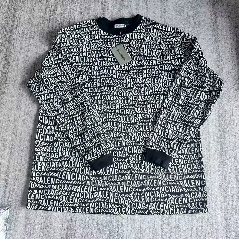 Balenciaga Balenciaga Black and white letter barrage full of long sle Size US S / EU 44-46 / 1 - 1 Thumbnail