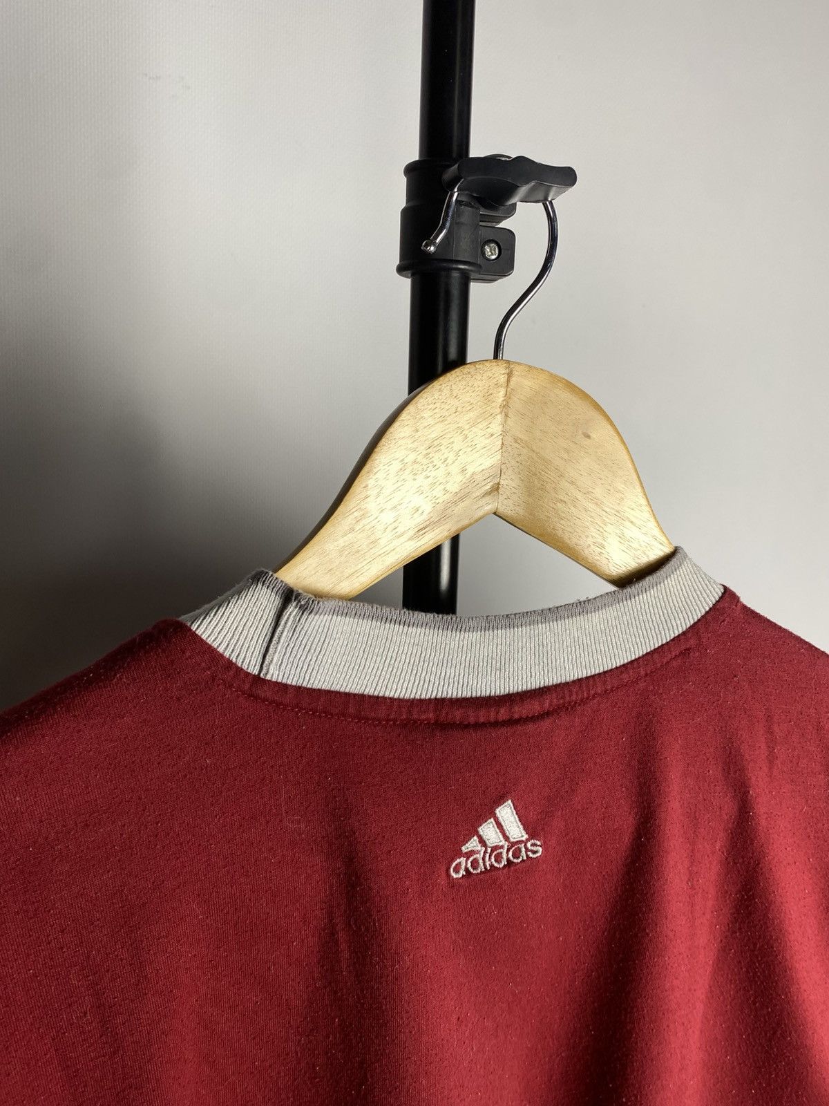 Adidas × Vintage Vintage 90s AAC Adidas Logo Embroidered Red T Shirt Size US M / EU 48-50 / 2 - 7 Thumbnail