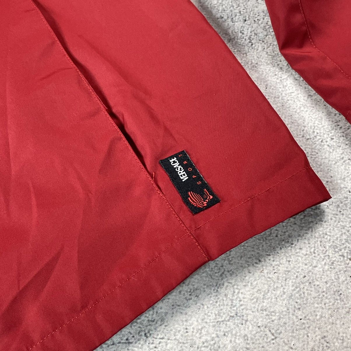 Versace 90's Versace Sport AquaTerra Tech Outdoor Sport Jacket Size US M / EU 48-50 / 2 - 8 Thumbnail