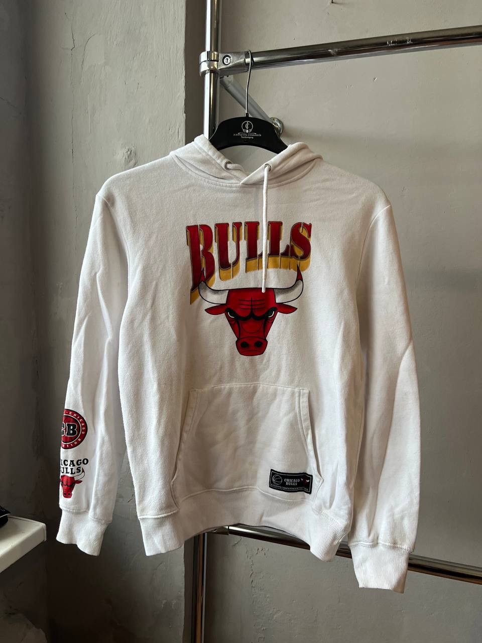 NBA CHICAGO BULLS NBA OVERPRINTED RETRO HOODIE SIZE S MENS Size US S / EU 44-46 / 1 - 2 Thumbnail