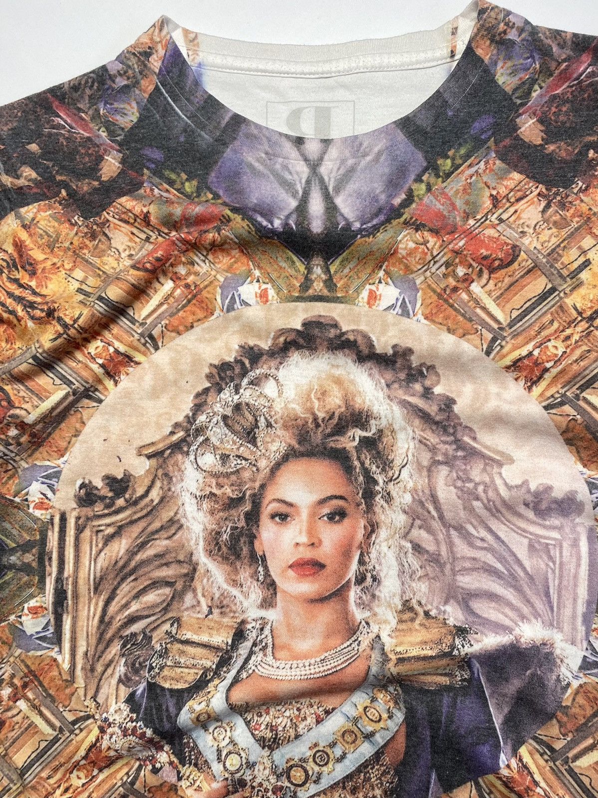 Band Tees Vintage Y2k Beyonce full print t-shirt size S Size US S / EU 44-46 / 1 - 4 Thumbnail