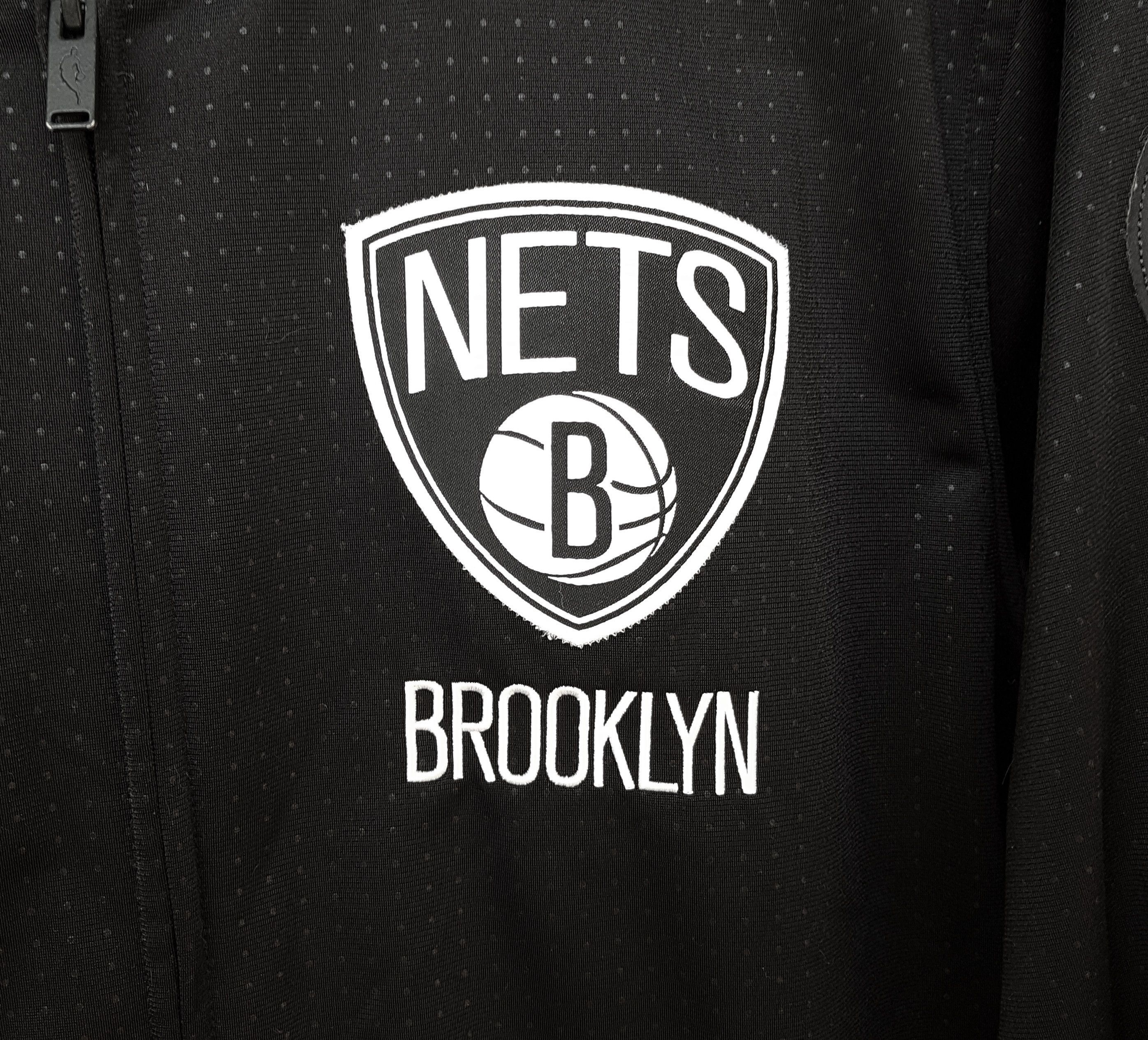 Adidas Adidas Brooklyn Nets Warm Up Bomber Jacket Full Zip sz L Size US L / EU 52-54 / 3 - 2 Thumbnail