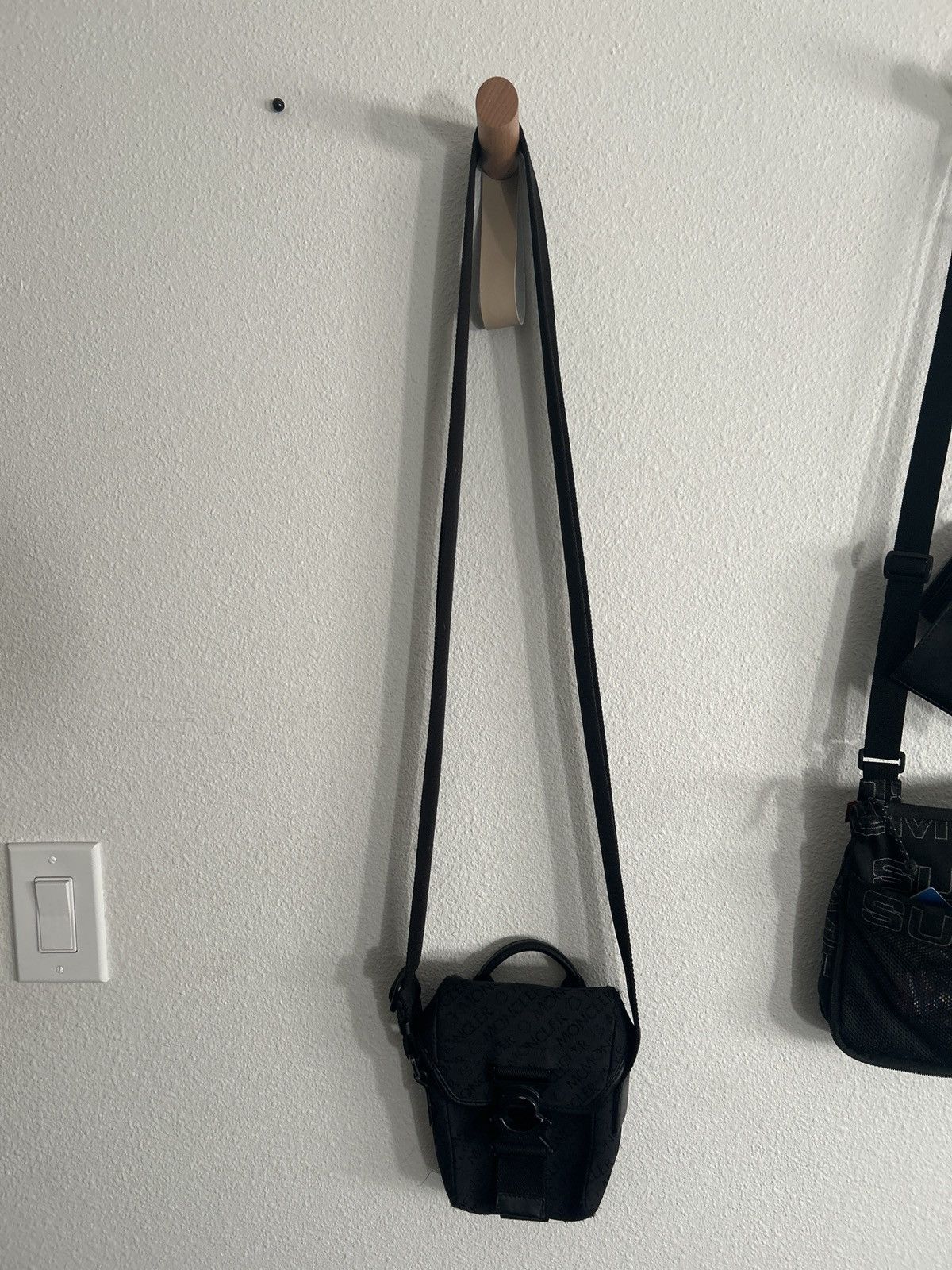 Moncler Moncler Spread Crossbody Bag Black Size ONE SIZE - 4 Thumbnail