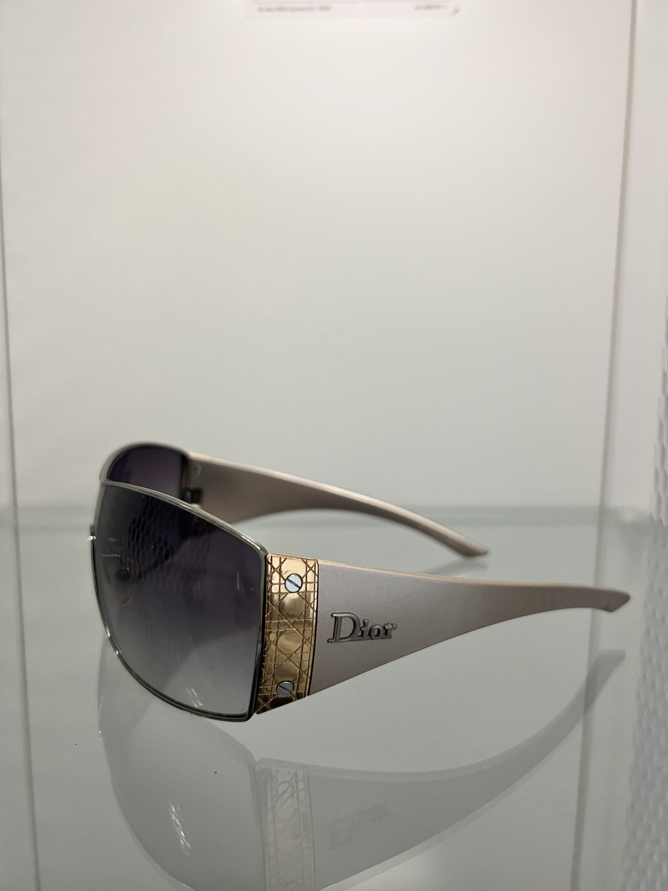 Dior Dior gold sunglasses Size ONE SIZE - 1 Thumbnail