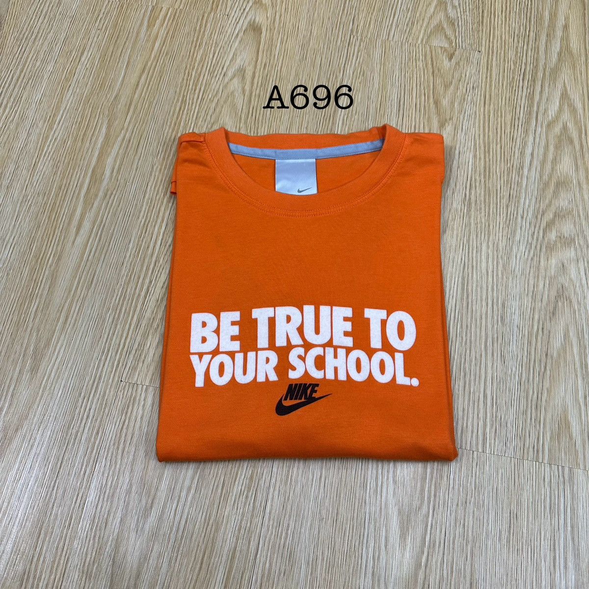 Nike Nike Be True To Your School Vintage Tshirt A696 Size US L / EU 52-54 / 3 - 12 Thumbnail