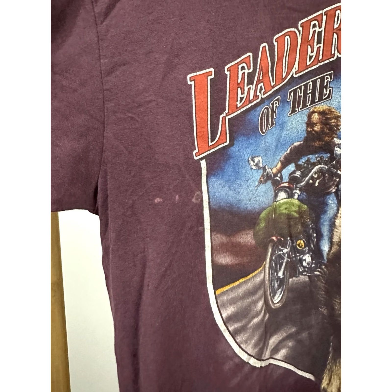 Vintage VTG 3D Emblem Leader Of The Pack Alpha Wolf Biker T-Shirt L Burgundy Mens Short Sleeve 50/50 Distressed Size US L / EU 52-54 / 3 - 7 Thumbnail