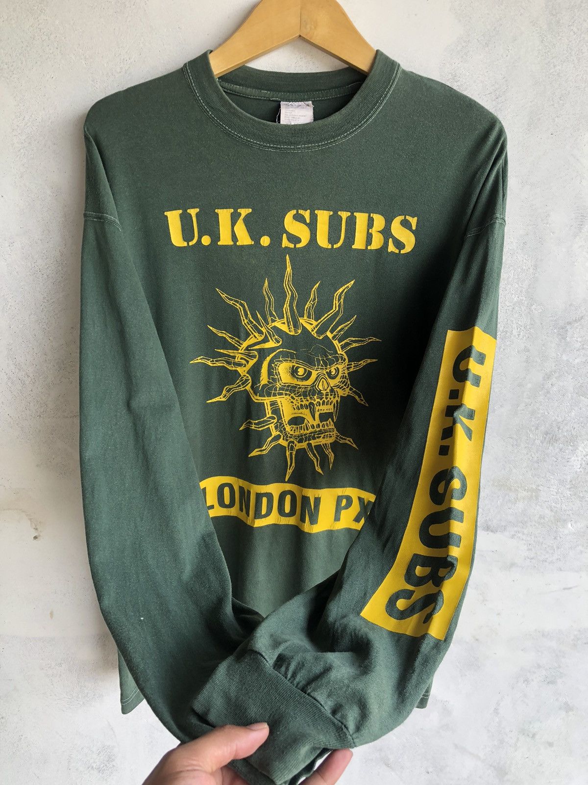 Band Tees × Vintage Vintage UK SUBS Band Tees london px Size US XL / EU 56 / 4 - 2 Thumbnail