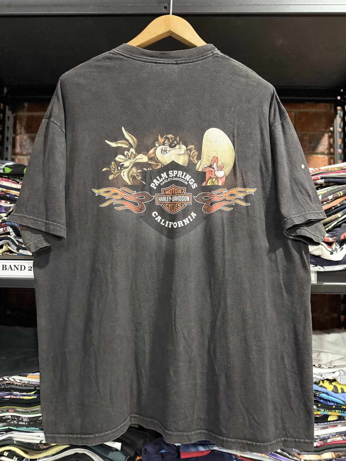 Harley Davidson Vintage Harley Davison Wild Animals Black Taz Faded Tee Size US XL / EU 56 / 4 - 2 Thumbnail