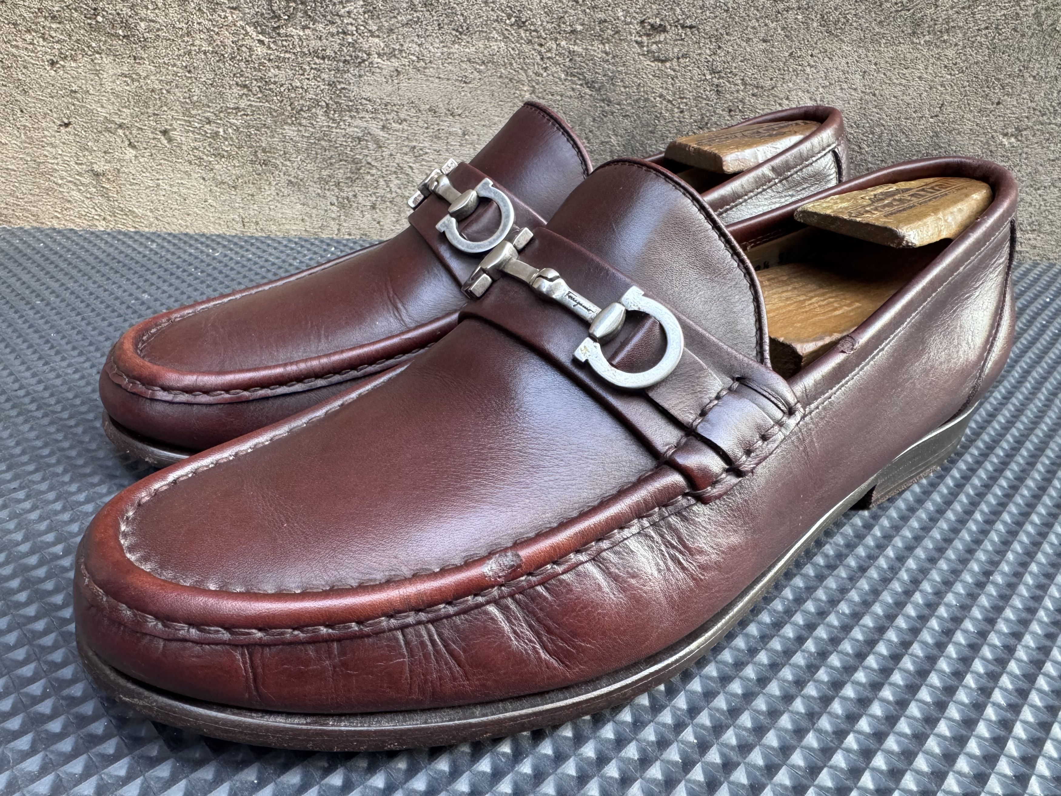 Salvatore Ferragamo Salvatore Ferragamo Gancini Bit Luxury Brown Size US 9.5 / EU 42-43 - 2 Thumbnail
