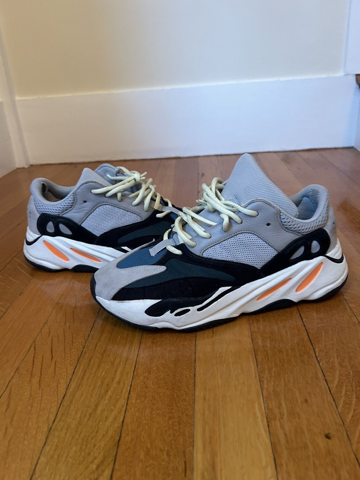 Kanye west shoes 2018 deals