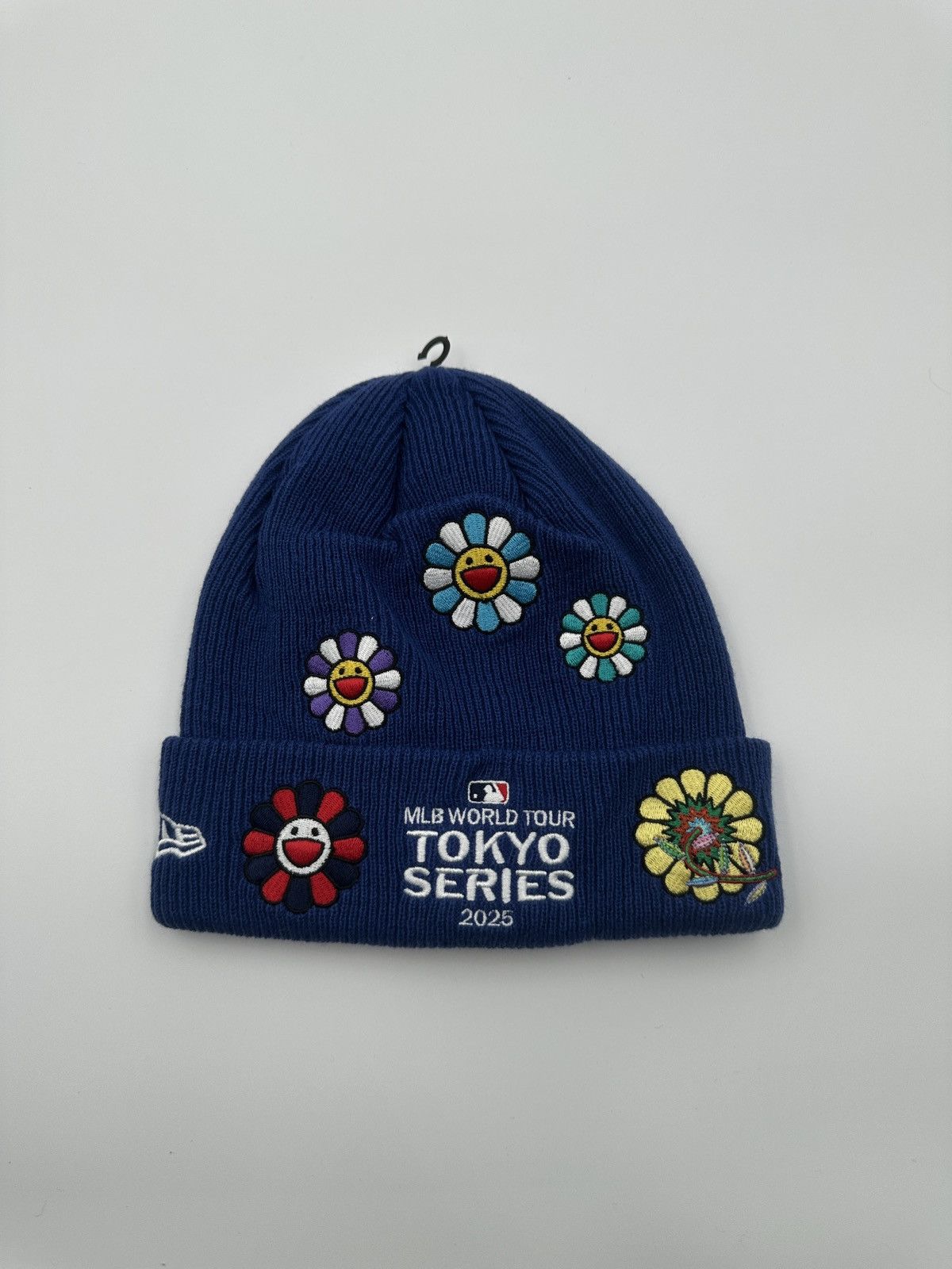MLB × Takashi Murakami Takashi Murakami New Era 6 Dart Cubs Cuff Beanie Size ONE SIZE - 1 Thumbnail