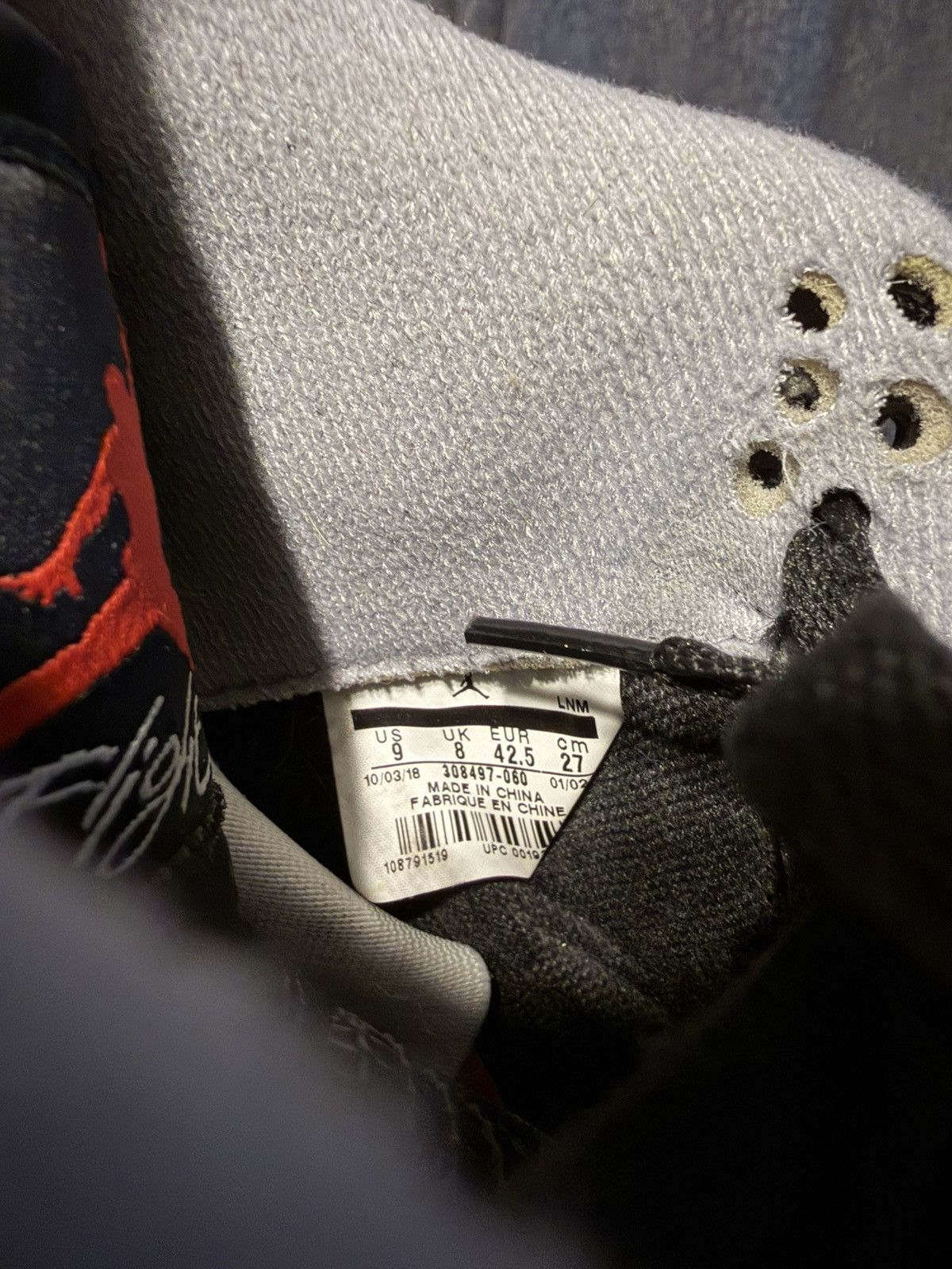 Jordan bred 4s