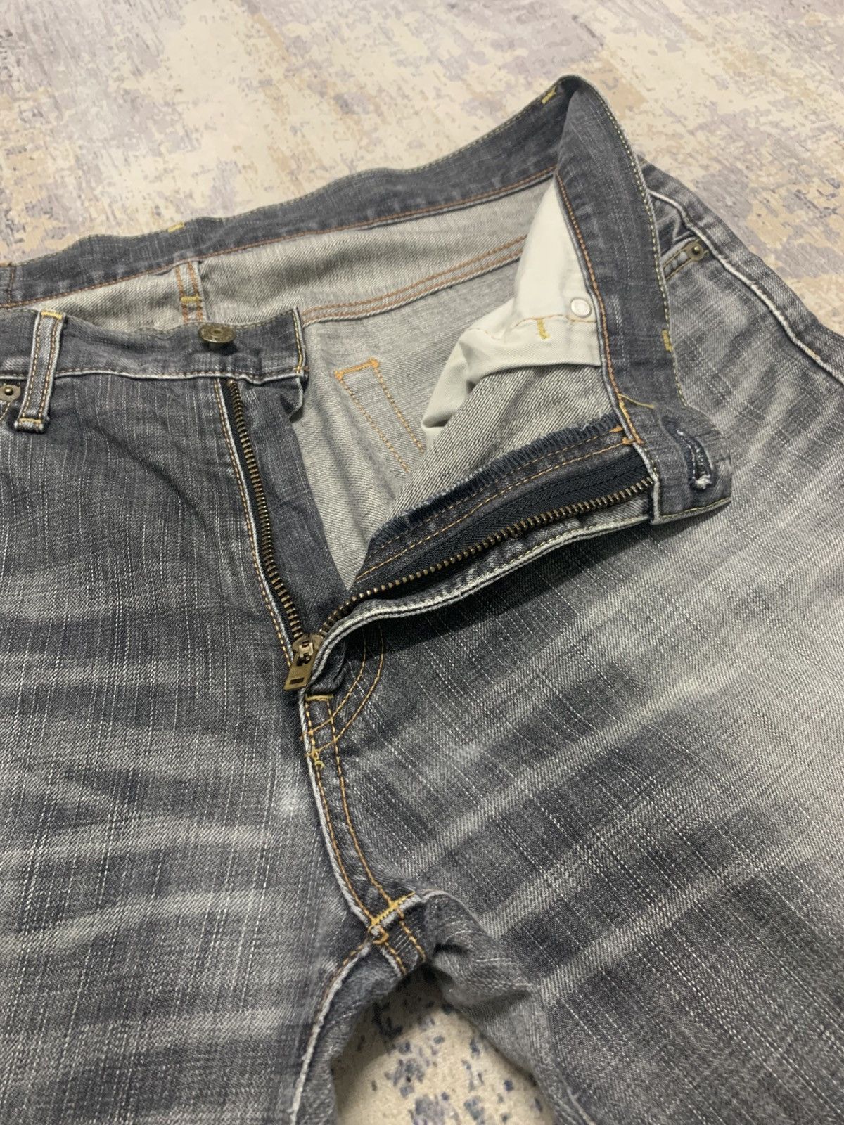 If Six Was Nine Vintage Edwin Japan Light Wash Distress Baggy Jeans Size US 36 / EU 52 - 7 Thumbnail