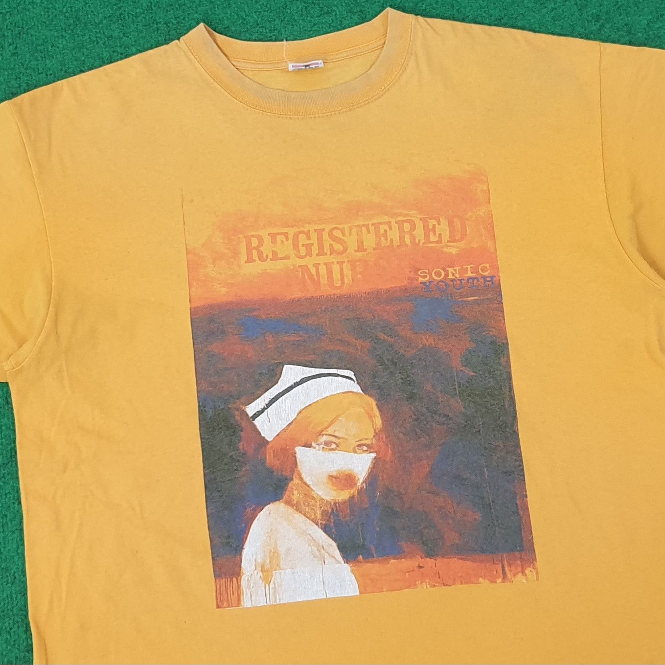 Band Tees Vintage Sonic Youth Registered Nurse 2004 Tshirt C267N65 Size US L / EU 52-54 / 3 - 2 Thumbnail