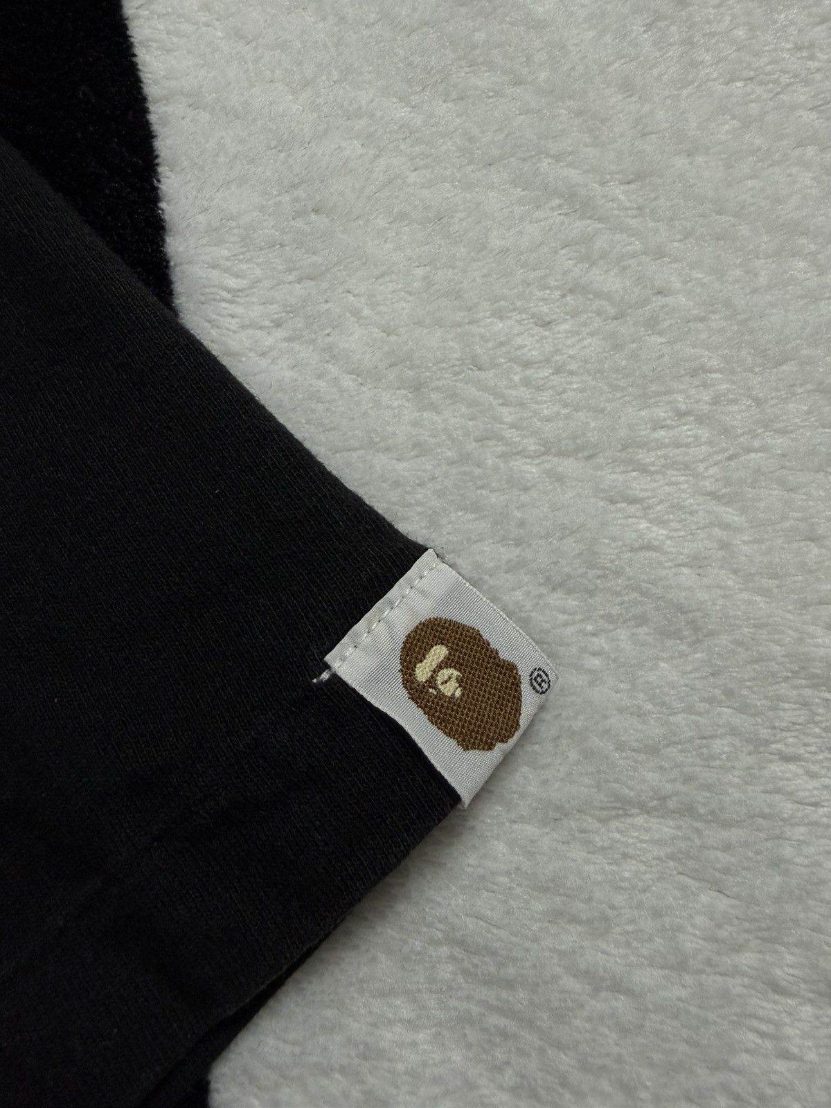 Bape Vintage 1999-2005 2000s 00s A Bathing Ape Bape Black T-shirt Size US M / EU 48-50 / 2 - 4 Thumbnail