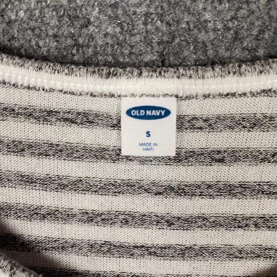 Old Navy Old Navy Top Women's Small Long Sleeve Striped Rayon Blend S Size S / US 4 / IT 40 - 3 Thumbnail