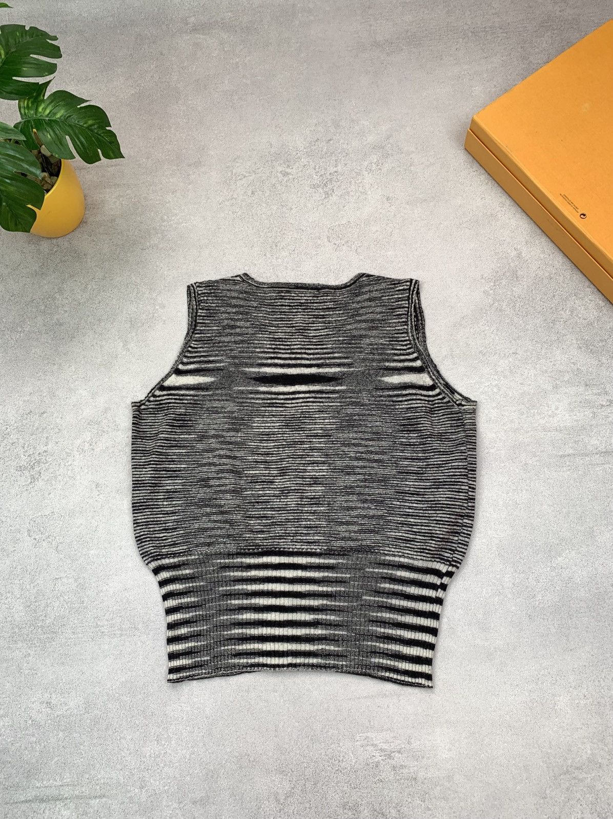 Missoni Missoni Womens Sleeveless Cashmere Top Size XS S Size S / US 4 / IT 40 - 6 Thumbnail