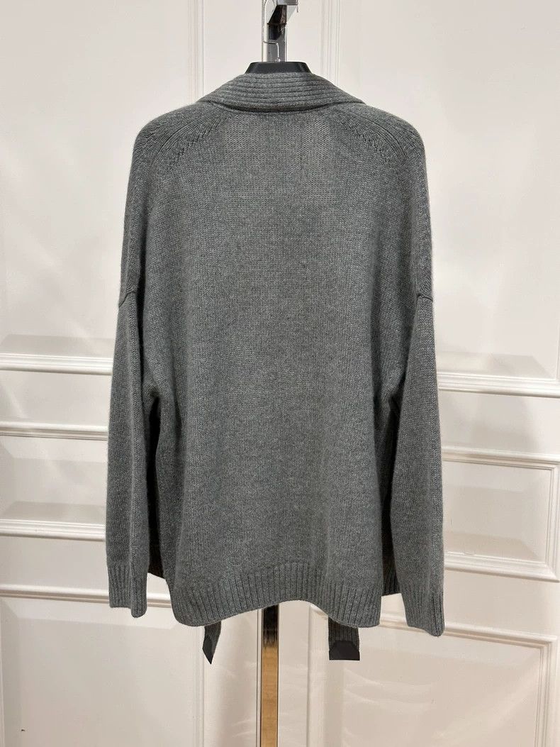 Loro Piana LORO PIANA Gray cashmere knit cardigan Size US S / EU 44-46 / 1 - 3 Thumbnail