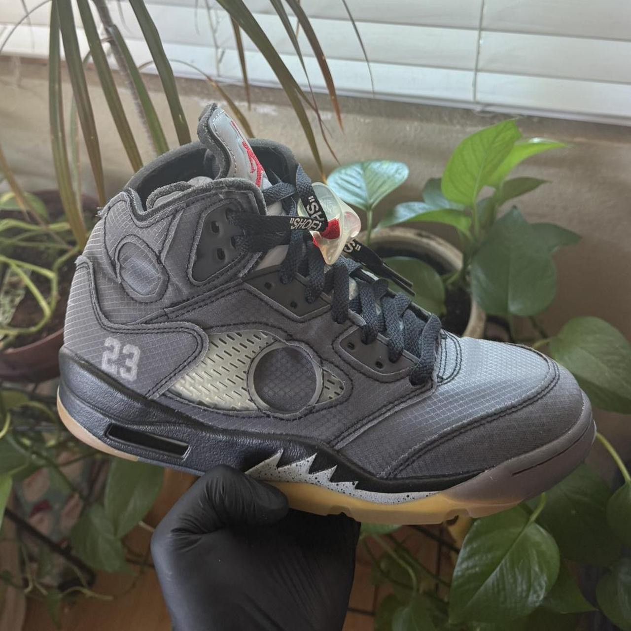Jordan Brand × Off-White 2020 off white x air jordan “mulsin” 5 Size US 7.5 / EU 40-41 - 3 Thumbnail