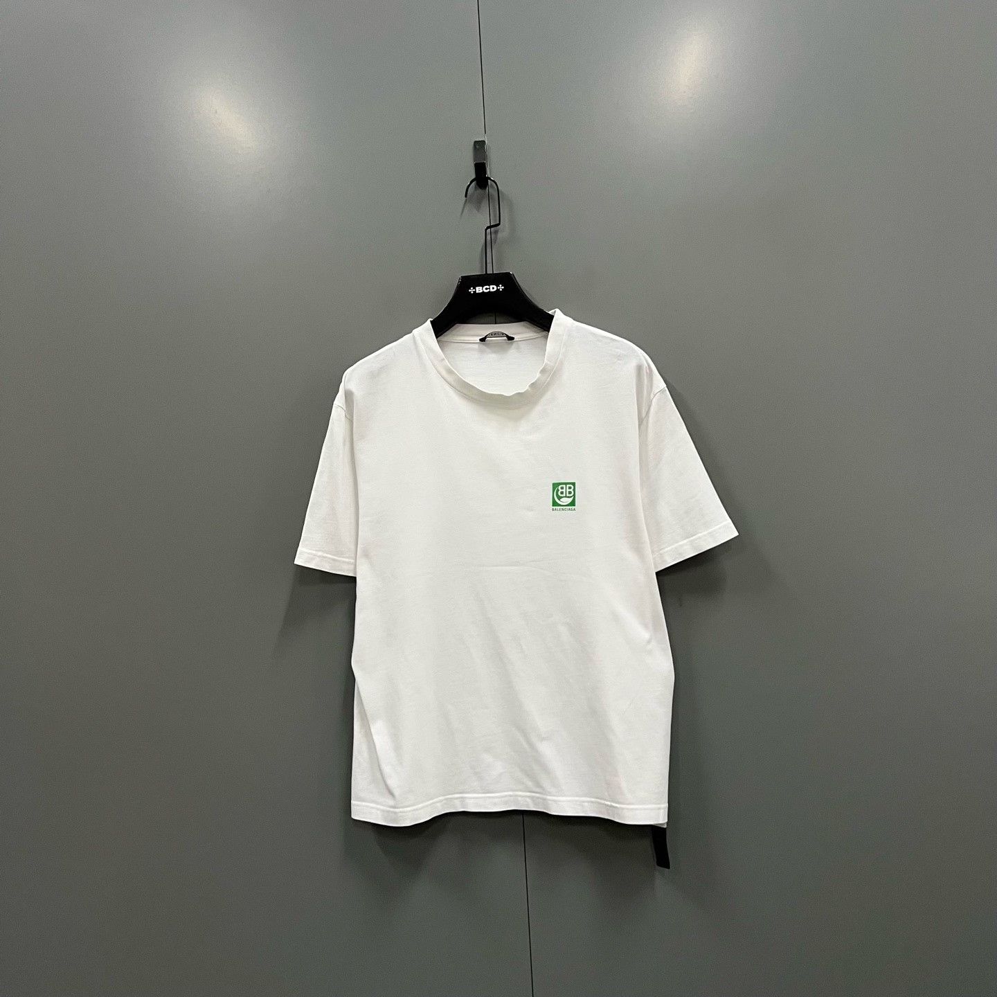 Balenciaga Balenciaga Printed T-Shirt M Women Size M / US 6-8 / IT 42-44 - 1 Thumbnail