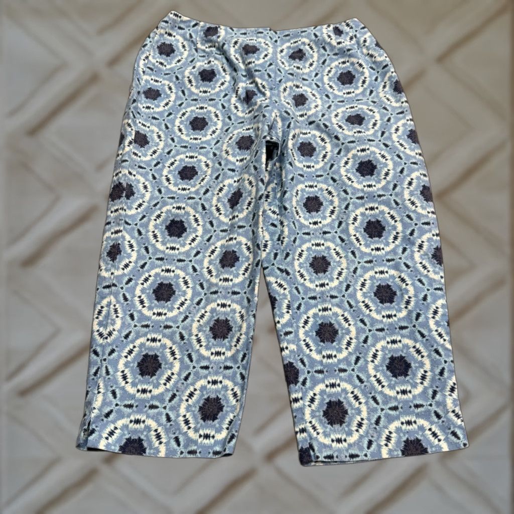 Talbots VINTAGE Talbots Y2K Tie Dye Capri Pants Womens 12WP High Rise Blue 90s Classic Size 30" / US 8 / IT 44 - 1 Thumbnail