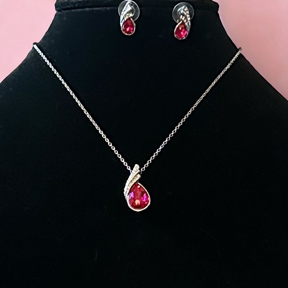 Other Eternal love pink Austrian crystal necklace & earrings Size ONE SIZE - 1 Thumbnail