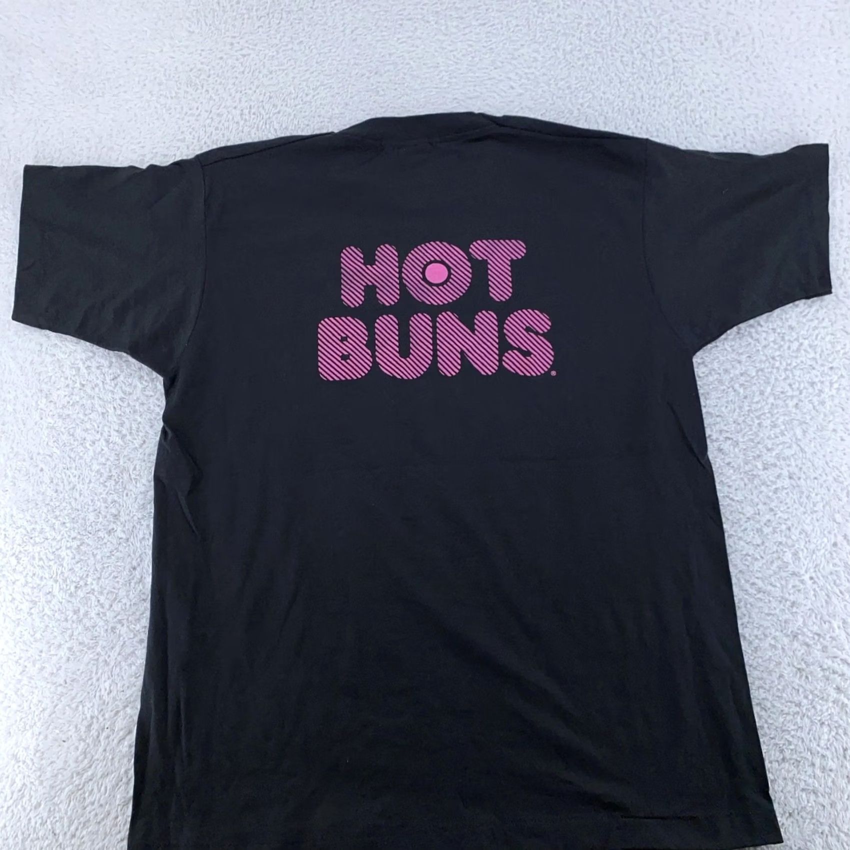 Vintage VINTAGE Screen Stars Funny Graphic Butt Hot Buns Shirt Mens Large Black 90s Tee Crew Neck Short Sleeve Size US L / EU 52-54 / 3 - 5 Thumbnail
