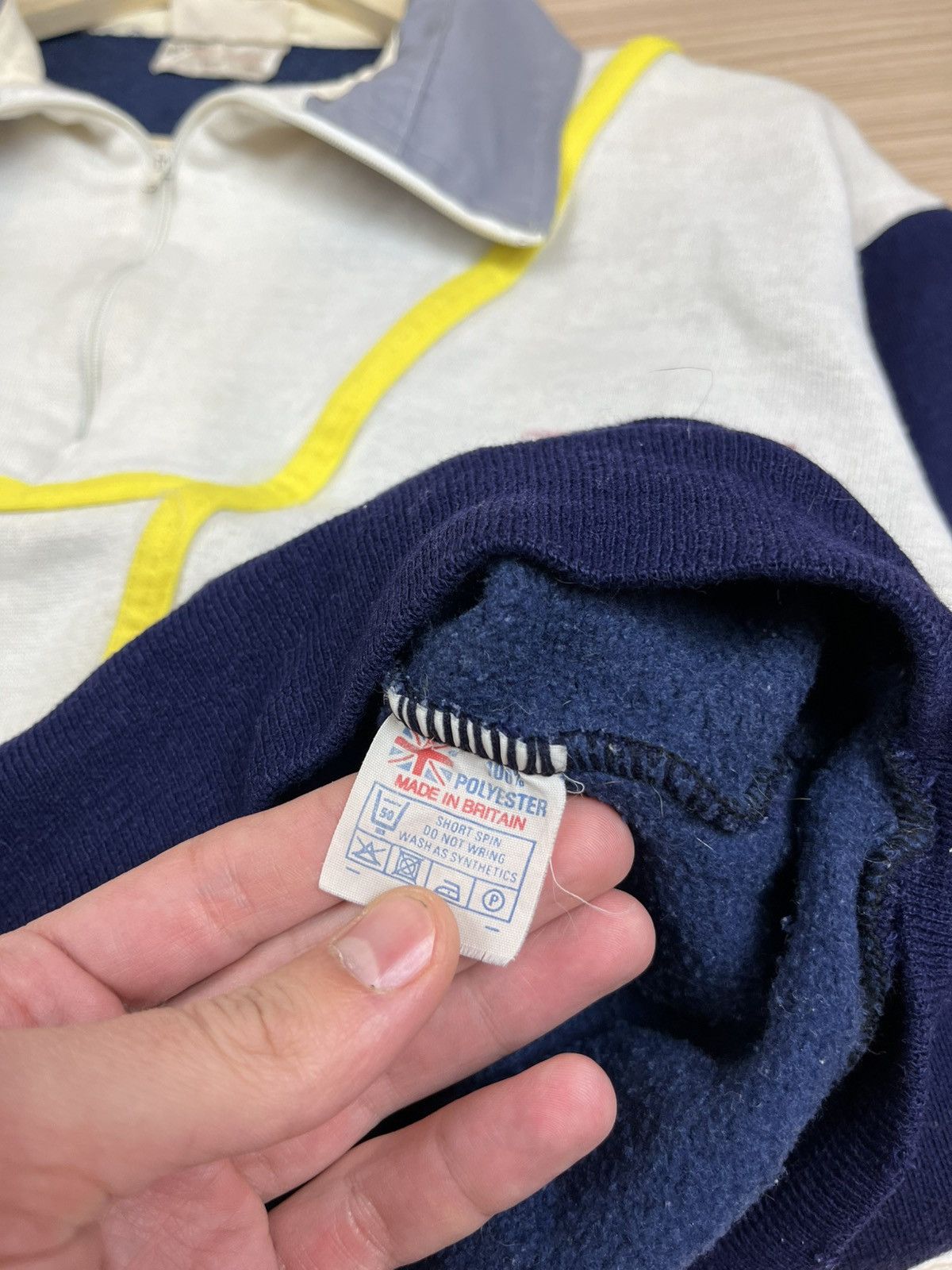 Vintage VINTAGE 80s RAGLAN CREWNECK SCOTLAND SWEATSHIRT! Size US M / EU 48-50 / 2 - 6 Thumbnail