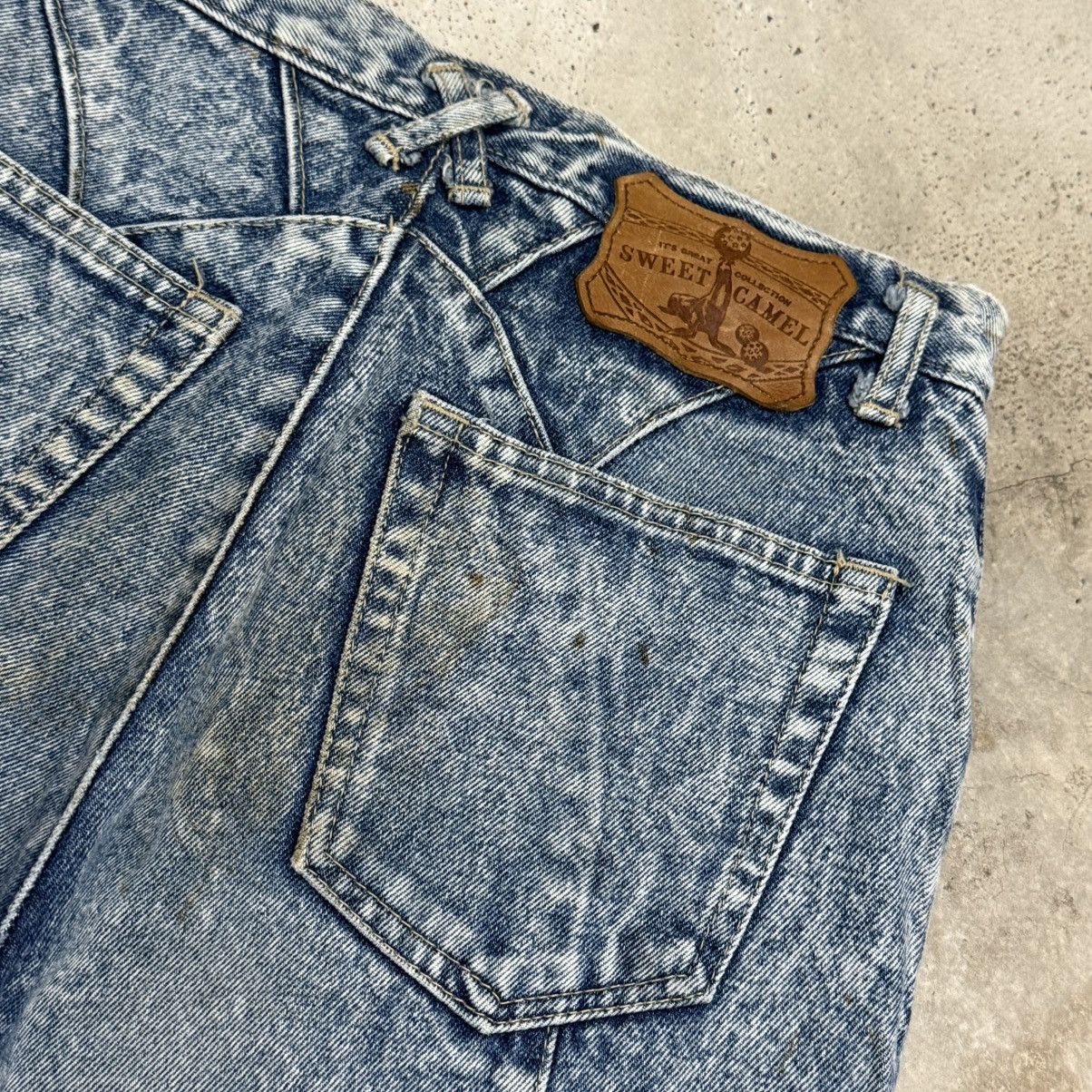 Japanese Brand Vintage High Waist Sweet Camel Bleached Design Denim Pants Size 26" / US 2 / IT 38 - 13 Thumbnail