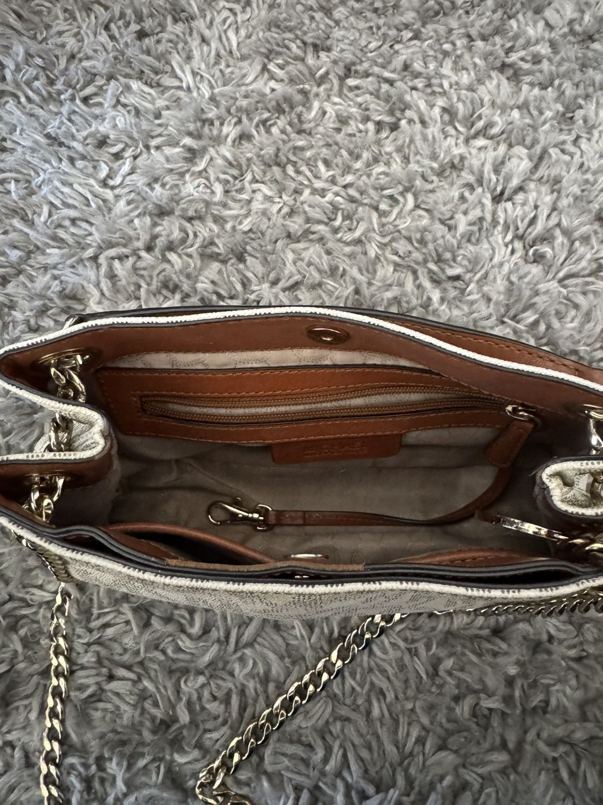 Michael Kors Michael Kors White Crossbody Bag Size ONE SIZE - 4 Thumbnail