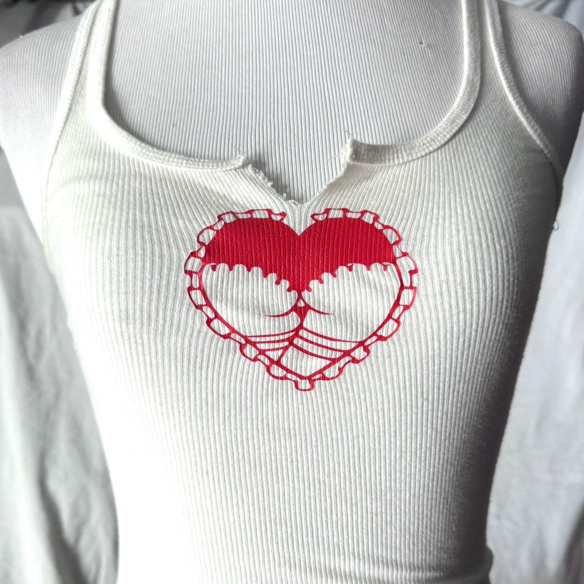 Vintage Retro, Ribbed, Racerback Heart Graphic Tank Top Size S / US 4 / IT 40 - 6 Thumbnail