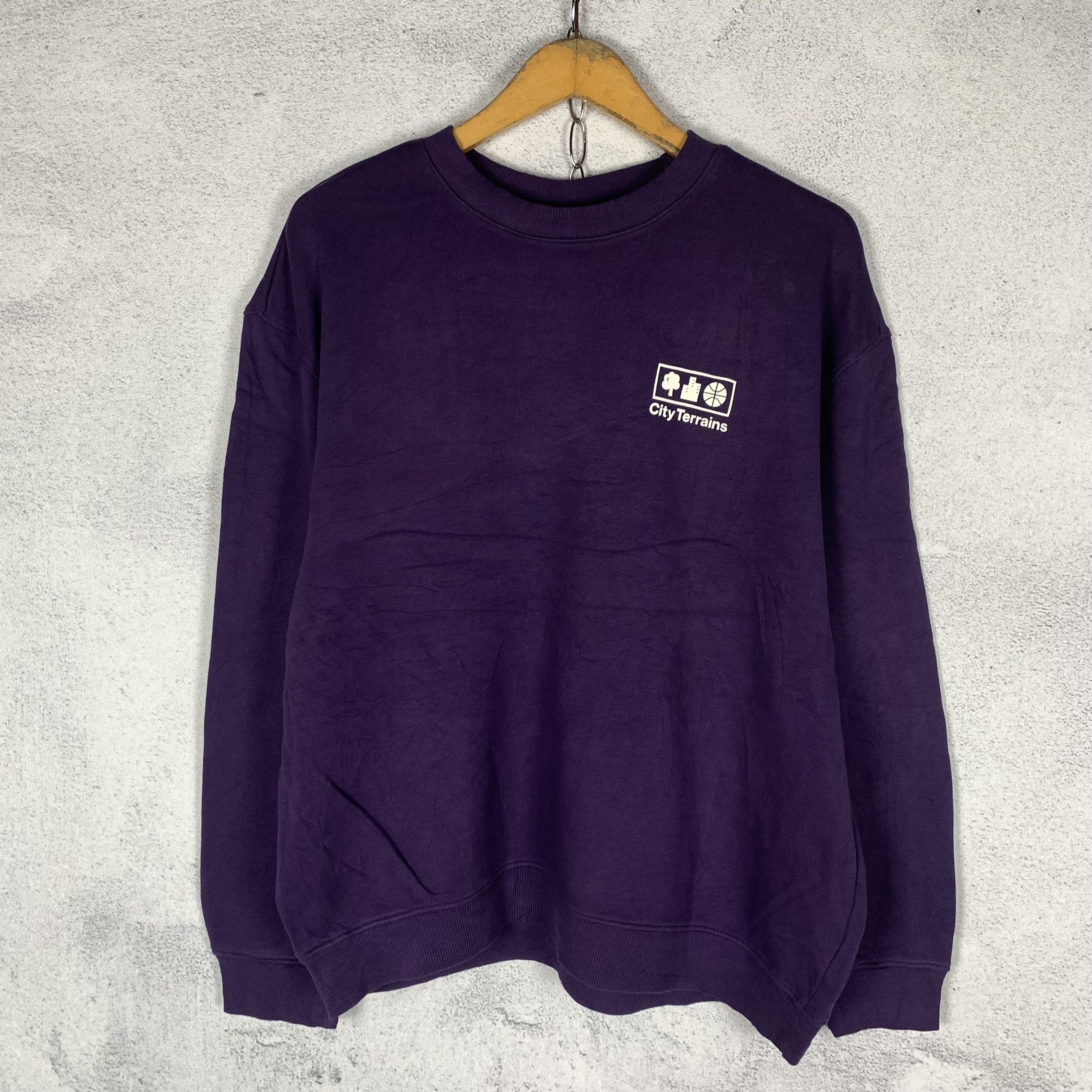 H&M H&M University CIty Terrains Oversized Sweatshirt Crewneck Size US M / EU 48-50 / 2 - 3 Thumbnail