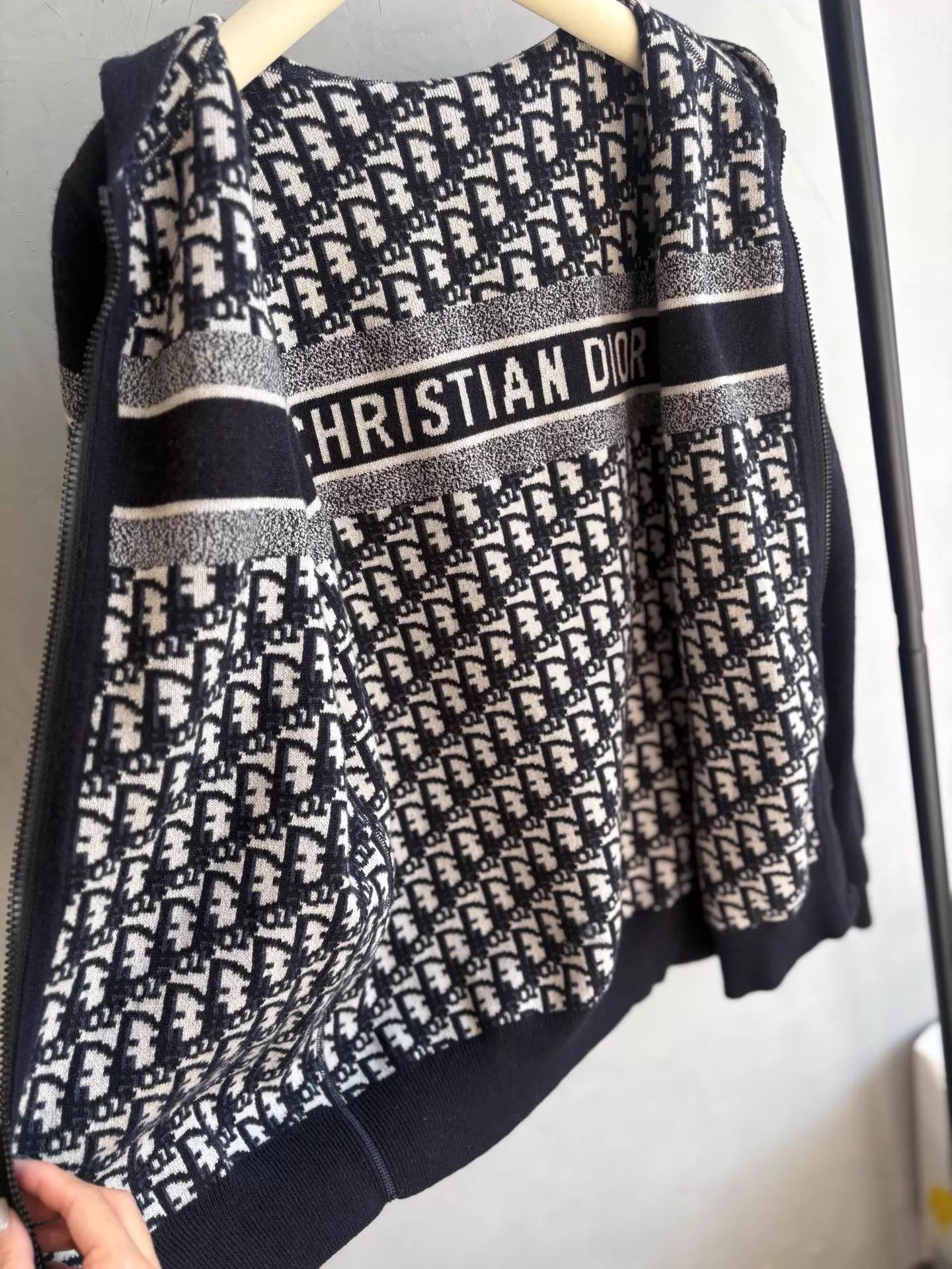 Dior Dior Vtg All Over Logo Cashmere Hooded Sweater Navy 40 Size M / US 6-8 / IT 42-44 - 4 Thumbnail